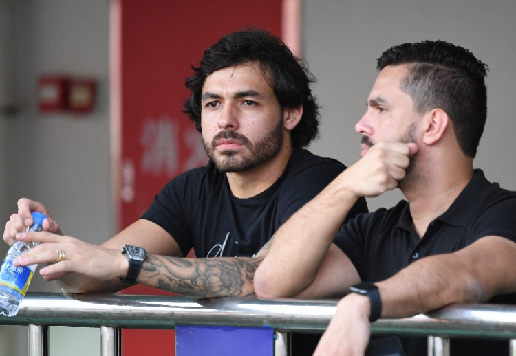 爱游戏入口-夏洛特黄蜂赛前内部沟通，志在英超名次提升，球迷炸锅，轮换策略成焦点(新奥尔良黄蜂队和夏洛特黄蜂队)